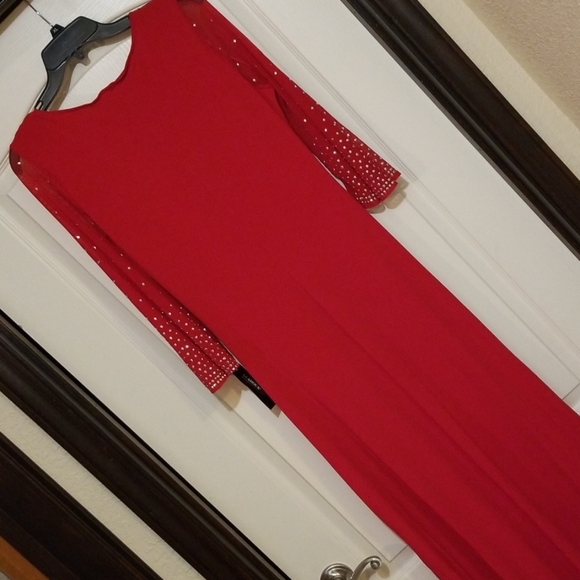 GLAMOUR Nights Evening Dress - Picture 5 of 5